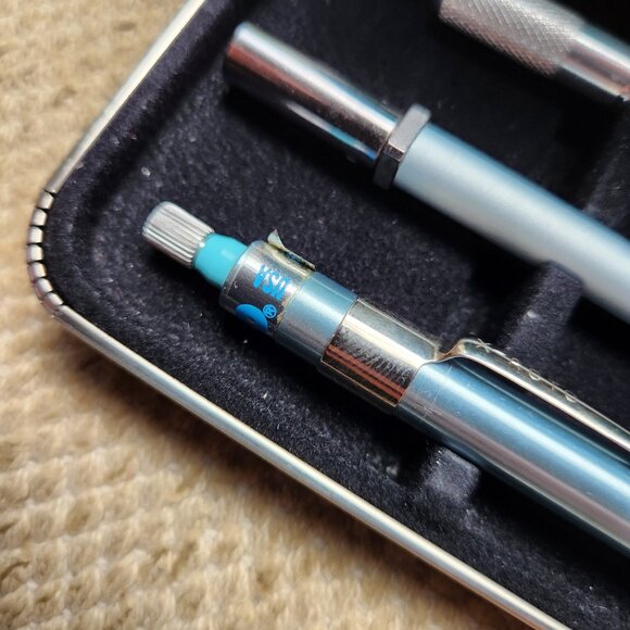 X-ACTO Professional Graphic Art Set 5055 with refills 4 piece in original case - Picture 3 of 9